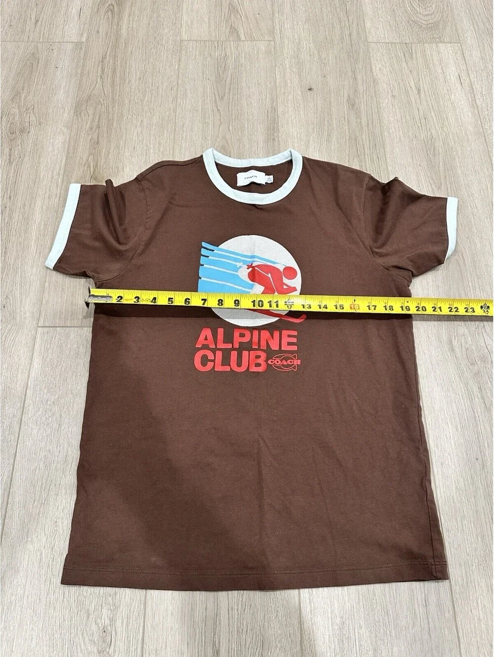 Coach T Shirt Womens M Brown Alpine Club Skiing Shrunken Tee Ringer Short Sleeve